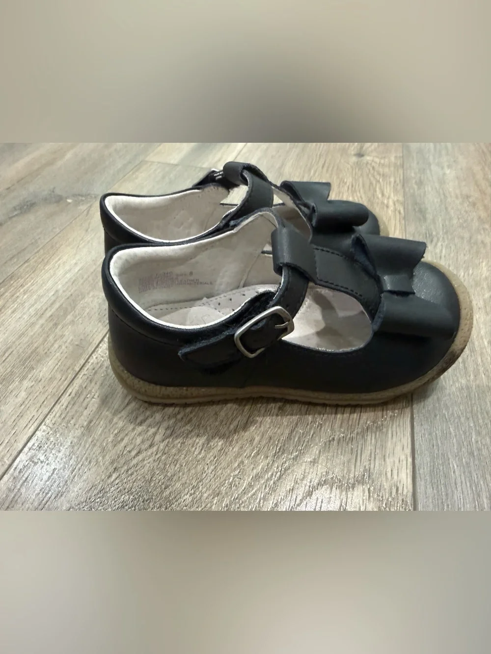 L'Amour Black T-Strap Bow Kids Dress Shoes Toddler Size 8